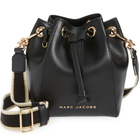Authentic THE MARC JACOBS Leather Drawstring bucket bag - Picture 2 of 16